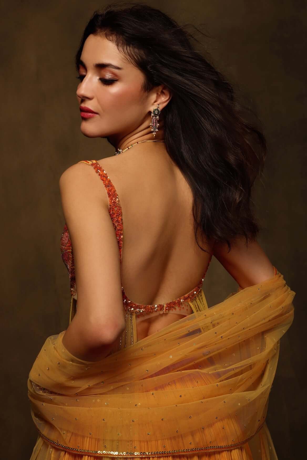 MARA FLAP LEHENGA SET