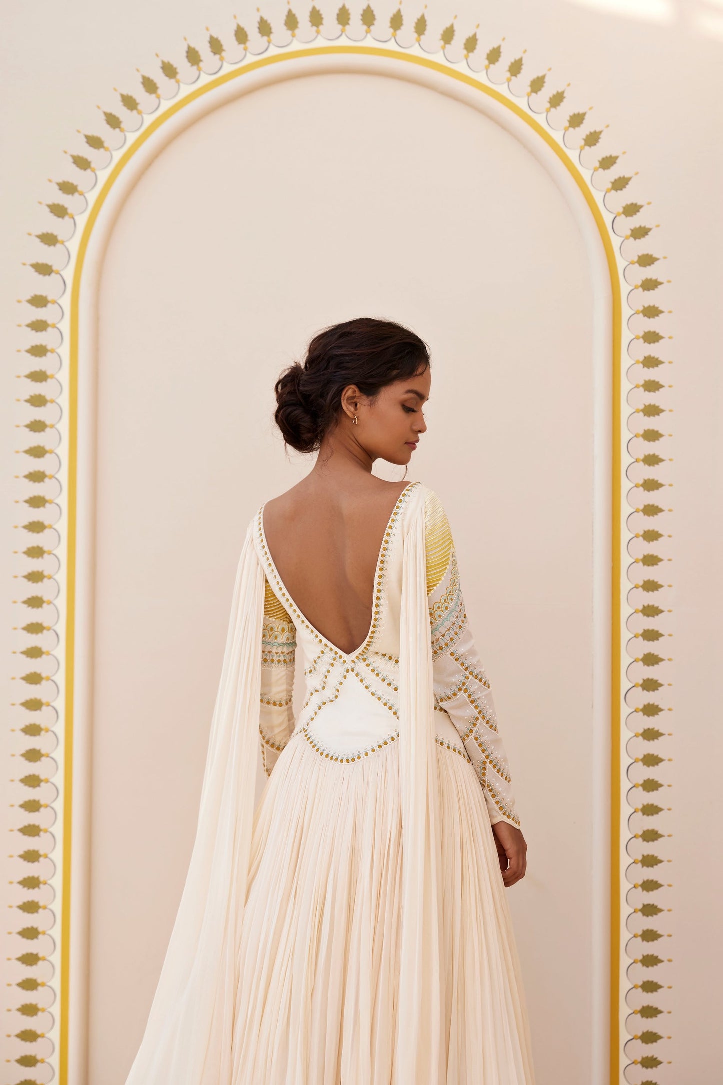MARI GOWN