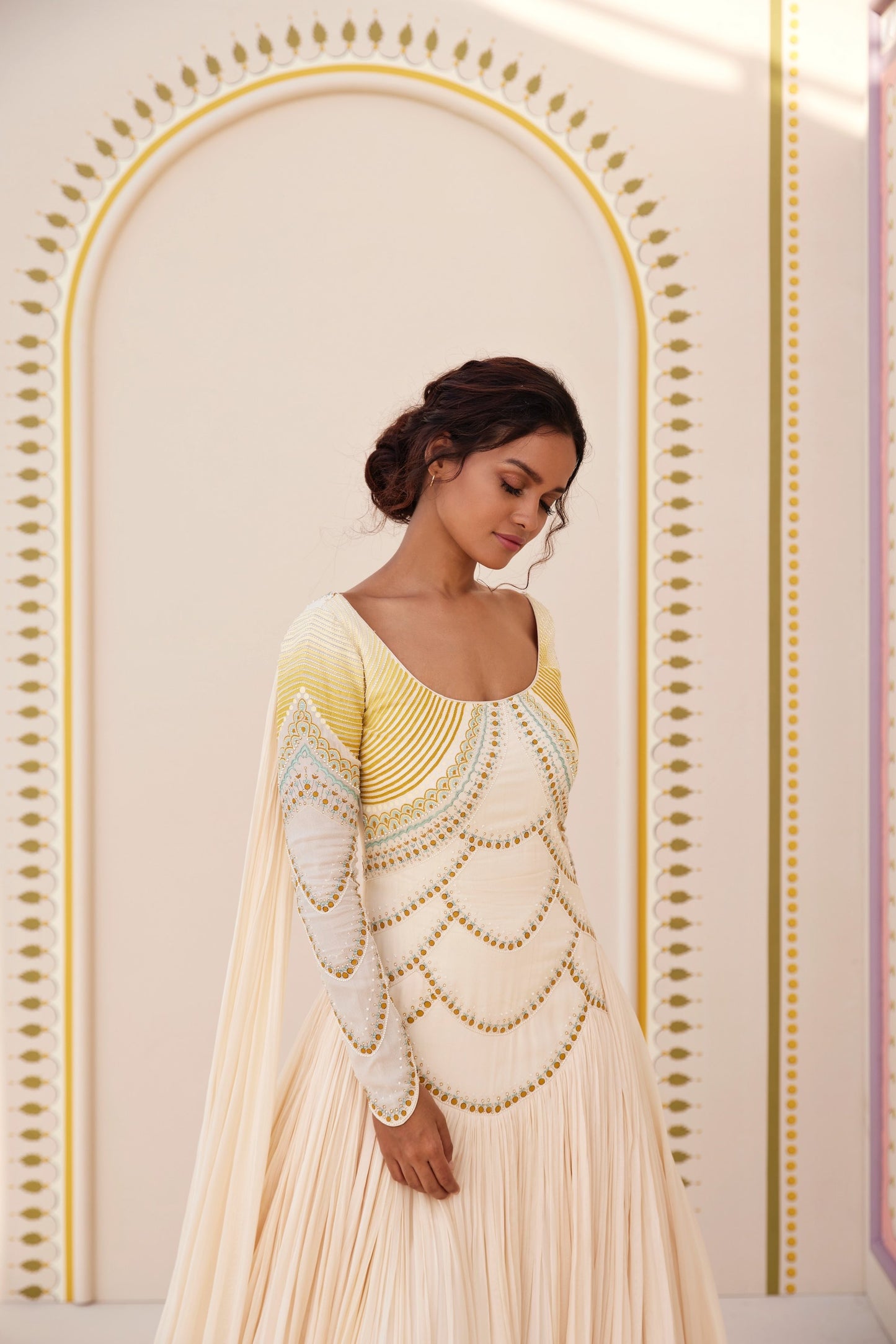 MARI GOWN