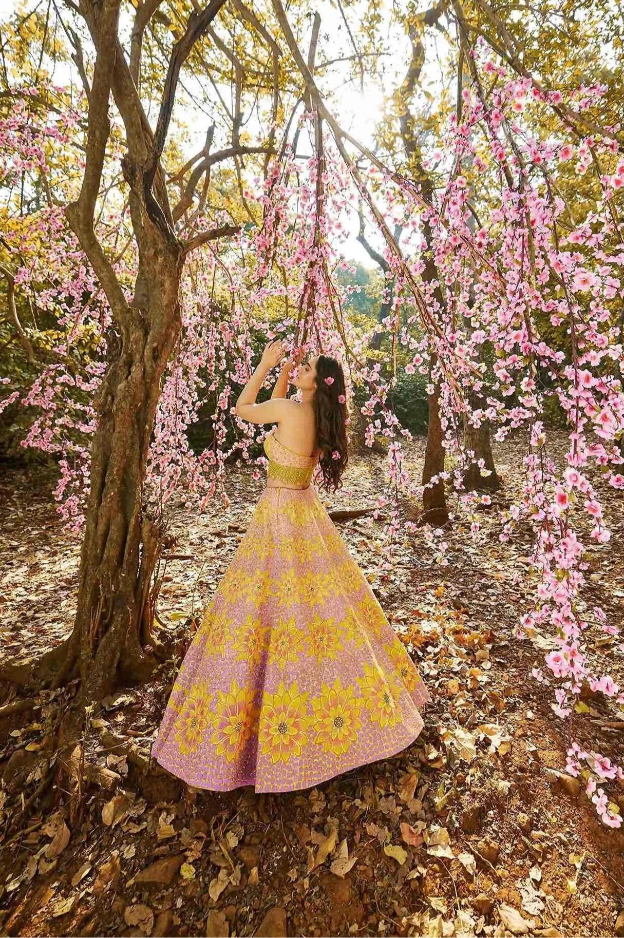 GOLDEN DAWN LEHENGA SET