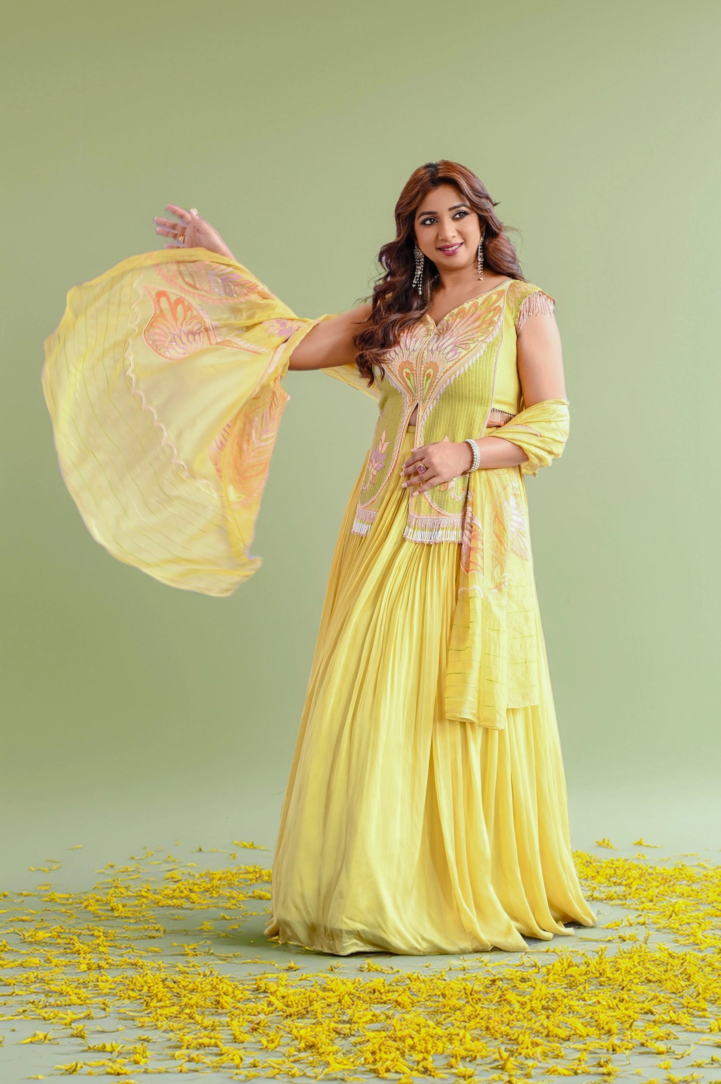 SHREYA GOSHAL IN THE KERI FLAP LEHENGA SET