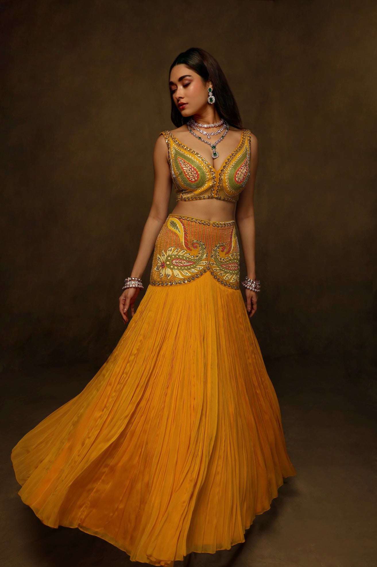 BINDI LEHENGA SET
