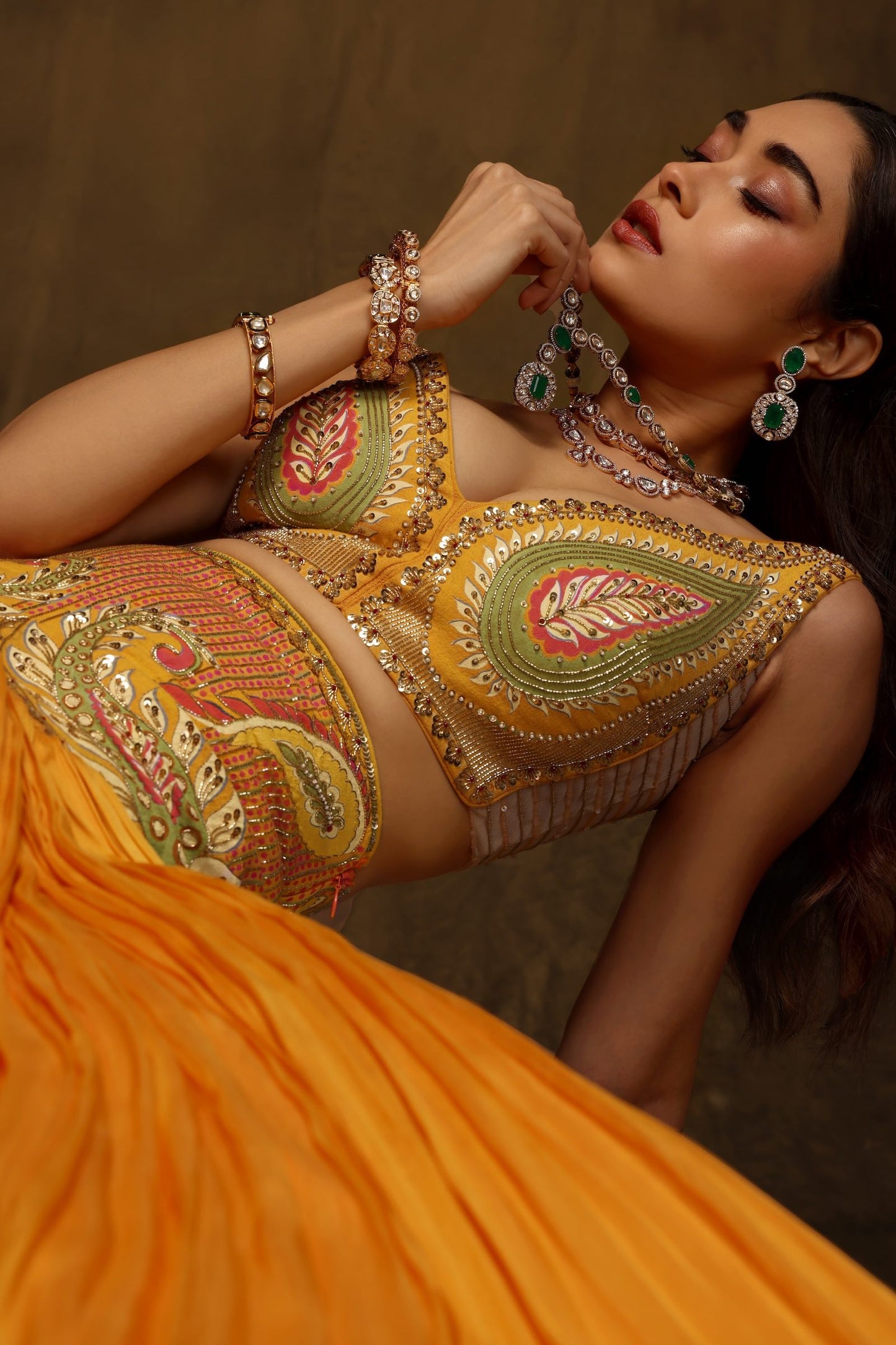 BINDI LEHENGA SET