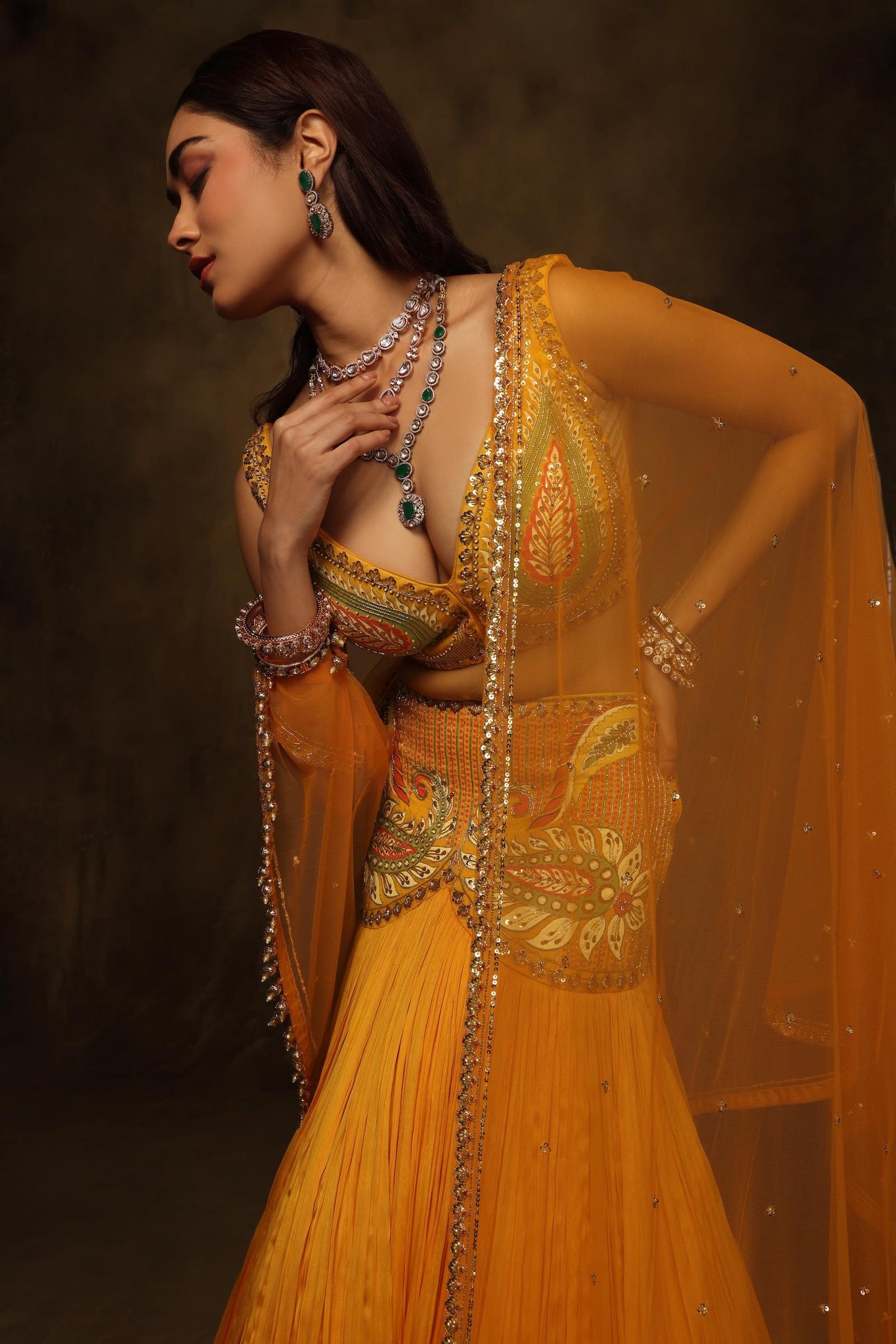 BINDI LEHENGA SET